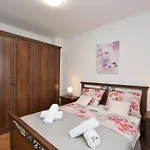 Vjera Daire