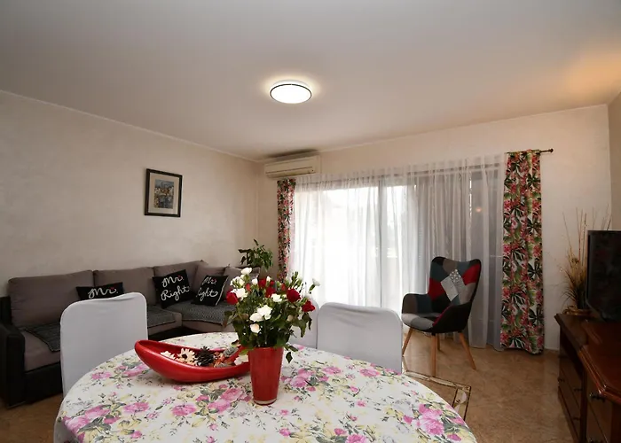 Vjera 아파트 우마그